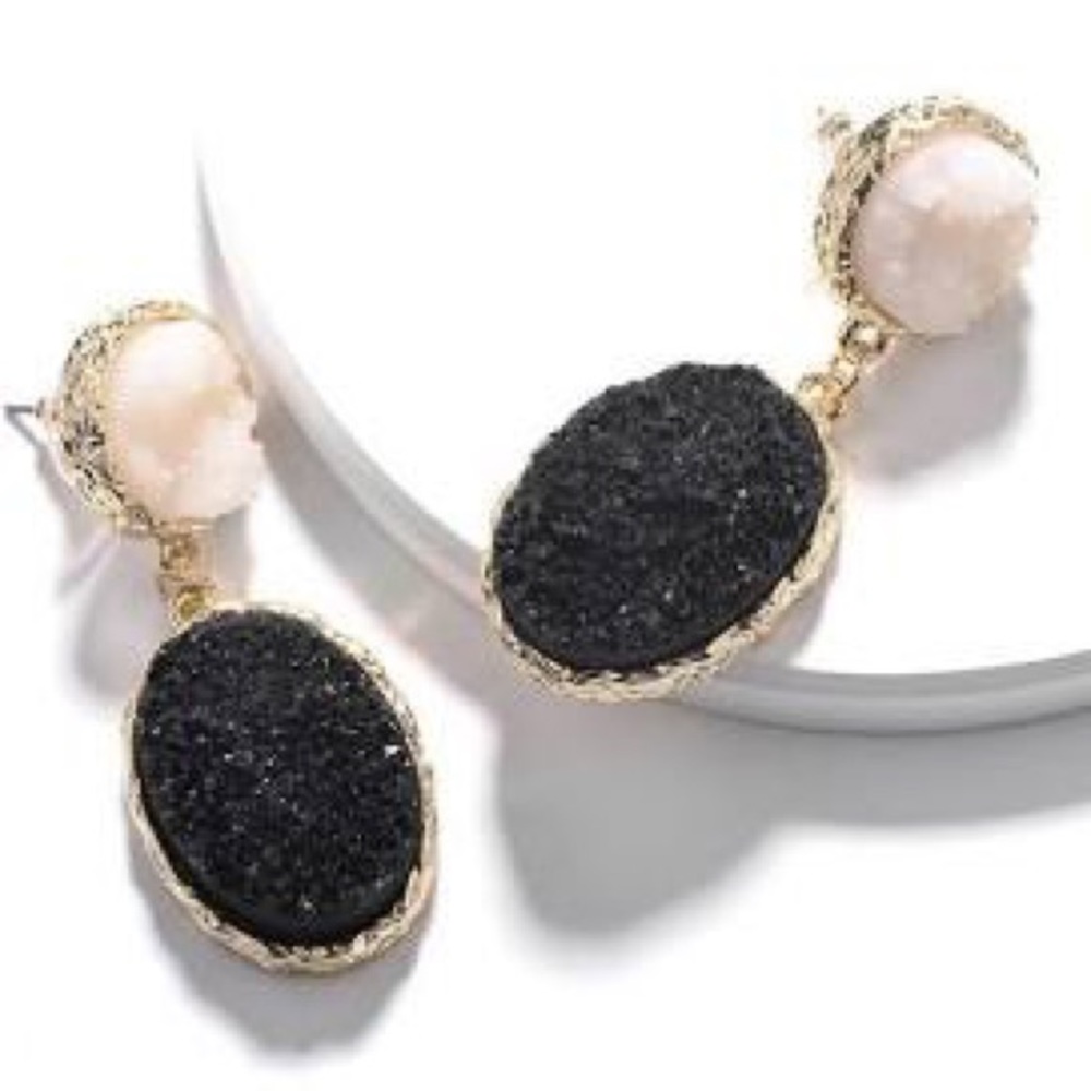 Beautiful Anthropologie Druzy Quartz Earrings